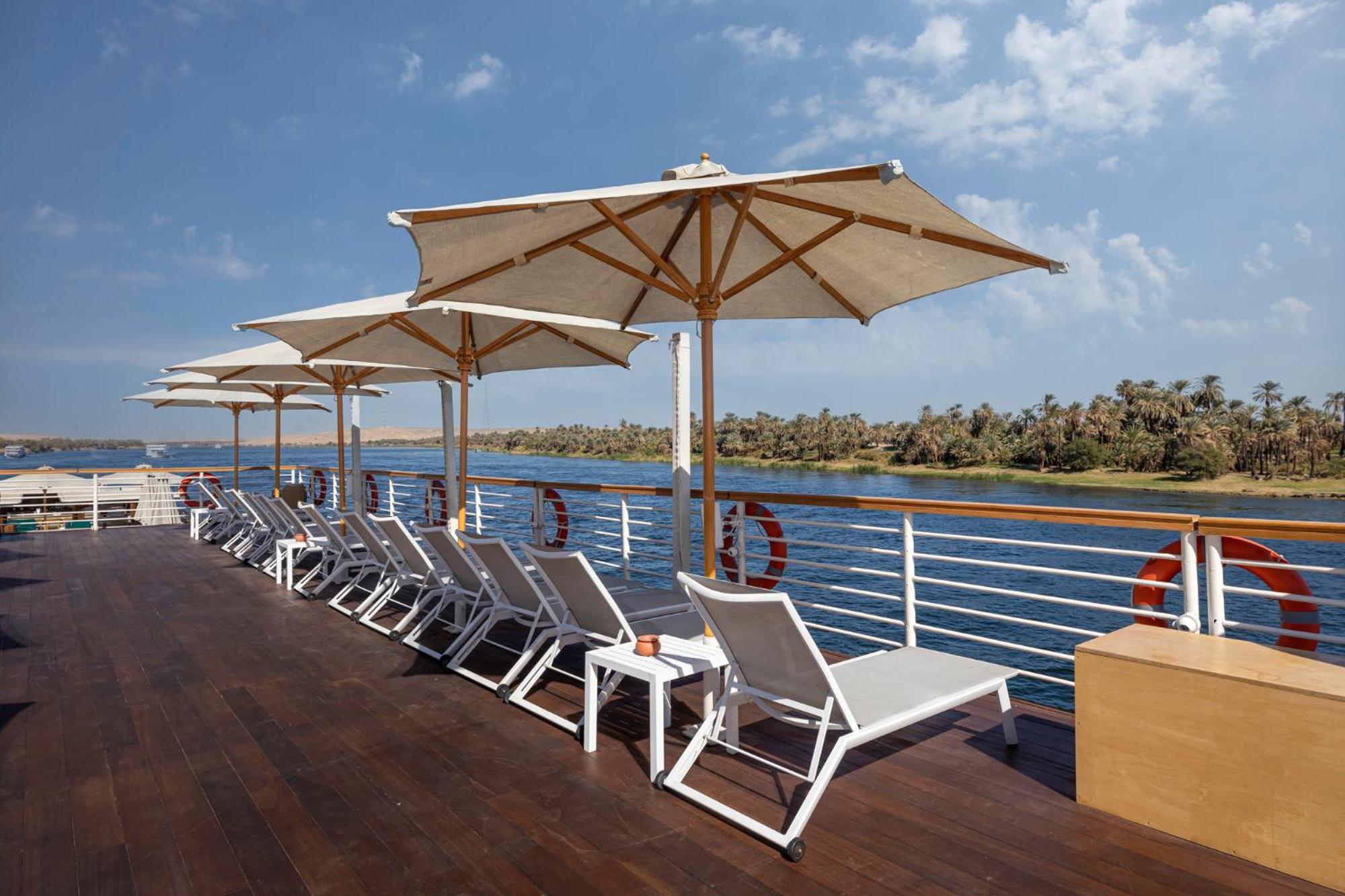 Tia Boutique Nile Cruise - Every Monday From Luxor For 04 & 07 Nights - Every Friday From Aswan For 03 & 07 Nights ภายนอก รูปภาพ