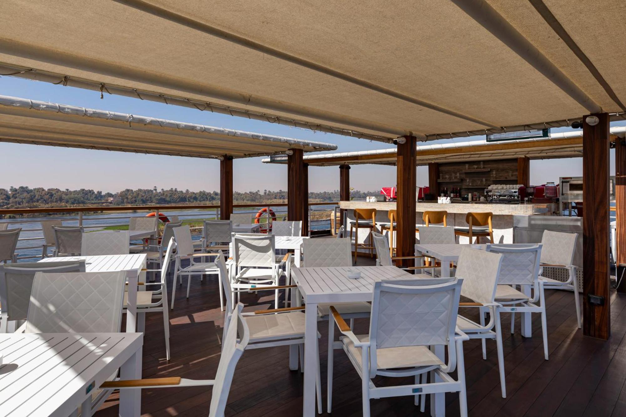 Tia Boutique Nile Cruise - Every Monday From Luxor For 04 & 07 Nights - Every Friday From Aswan For 03 & 07 Nights ภายนอก รูปภาพ