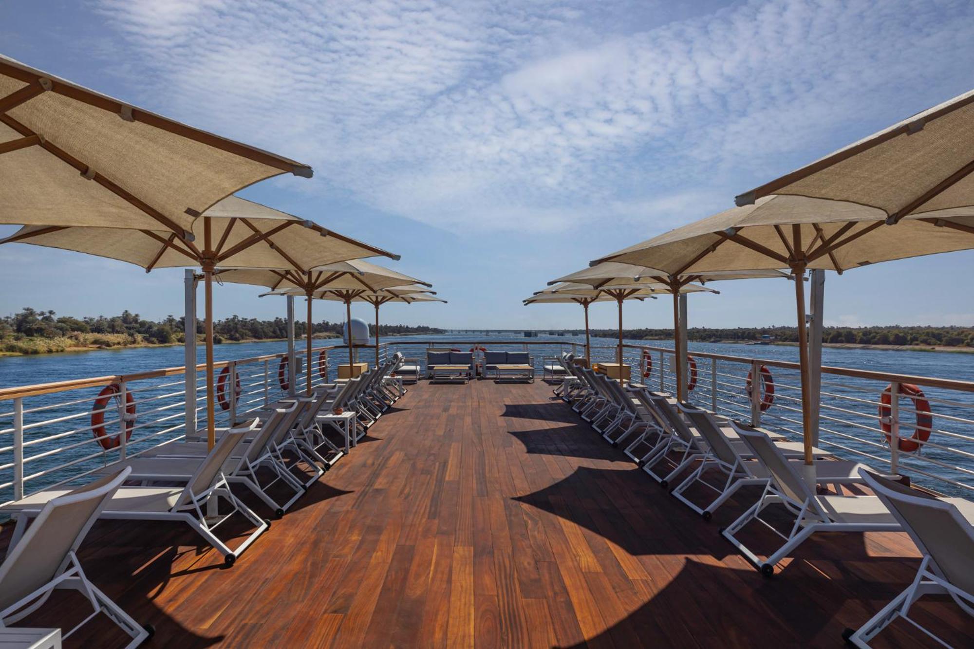 Tia Boutique Nile Cruise - Every Monday From Luxor For 04 & 07 Nights - Every Friday From Aswan For 03 & 07 Nights ภายนอก รูปภาพ