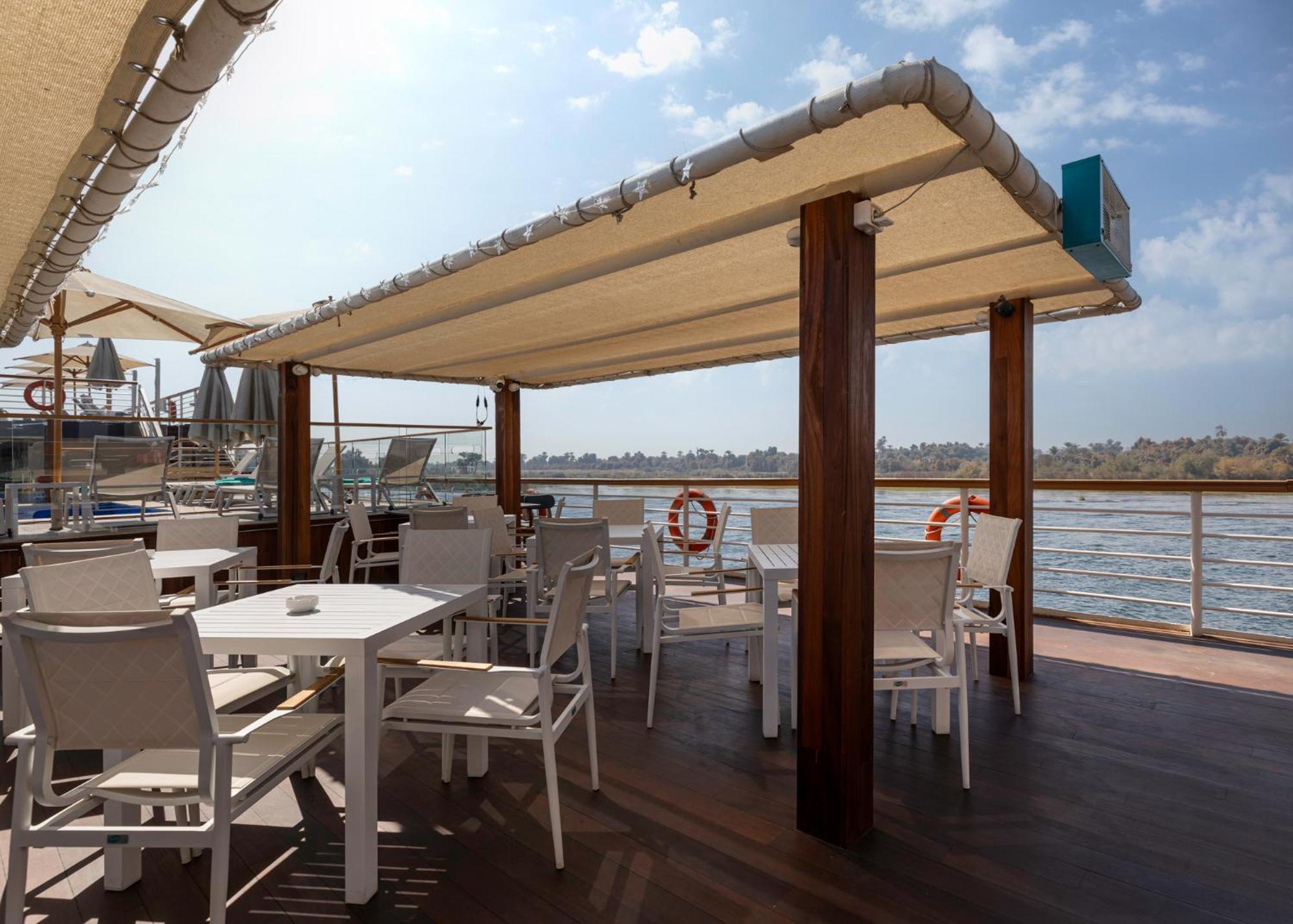 Tia Boutique Nile Cruise - Every Monday From Luxor For 04 & 07 Nights - Every Friday From Aswan For 03 & 07 Nights ภายนอก รูปภาพ